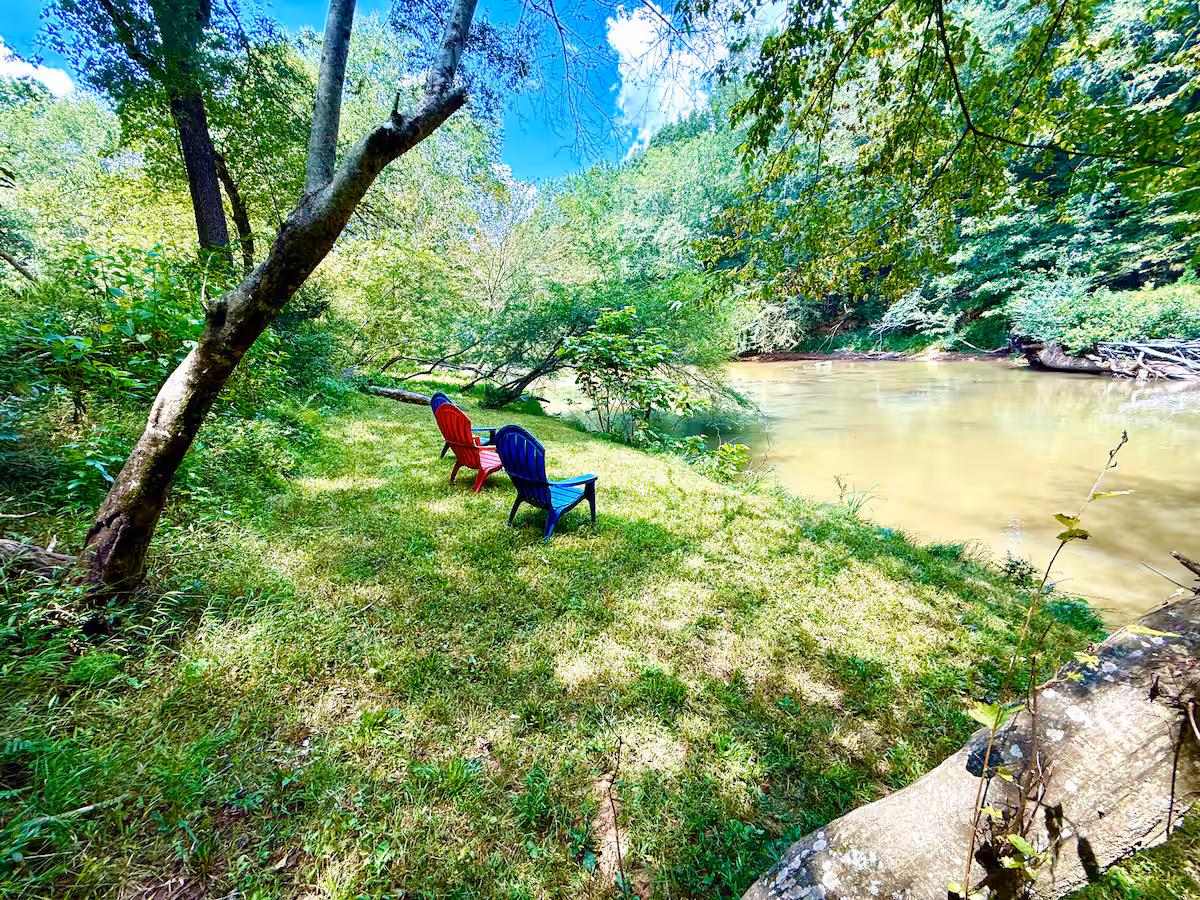 The grounds down by the North Oconee River